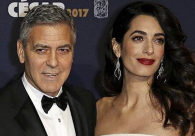 Джорджа Клуни выселила его беременная жена