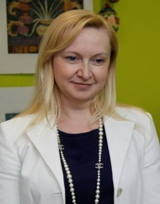 Виктор Янукович, жена