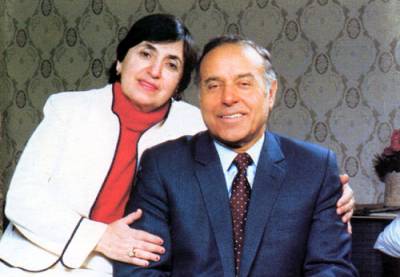 Гейдар Алиев, жена