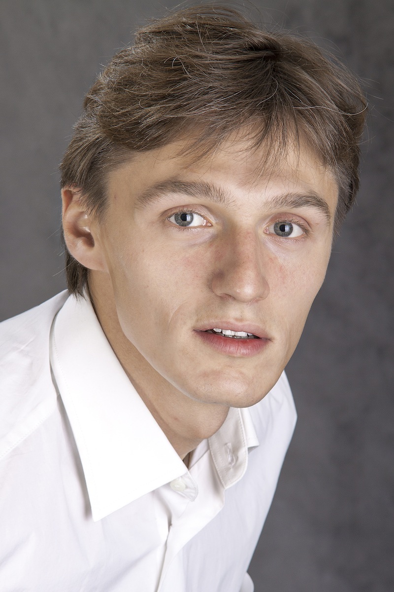 Алексей Варущенко актер