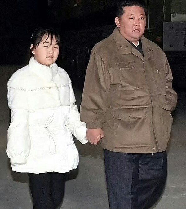 Жена Ким Чен Ына
